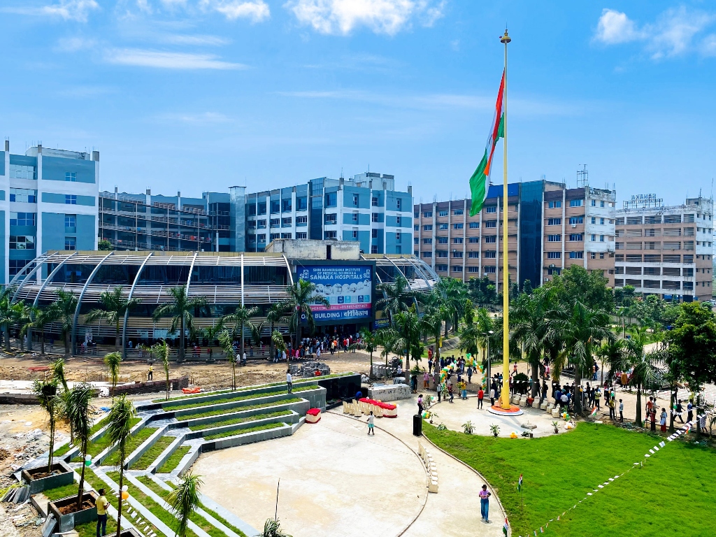 Shri Ramkrishna Institute of Medical Sciences and Sanaka Hospitals Visual